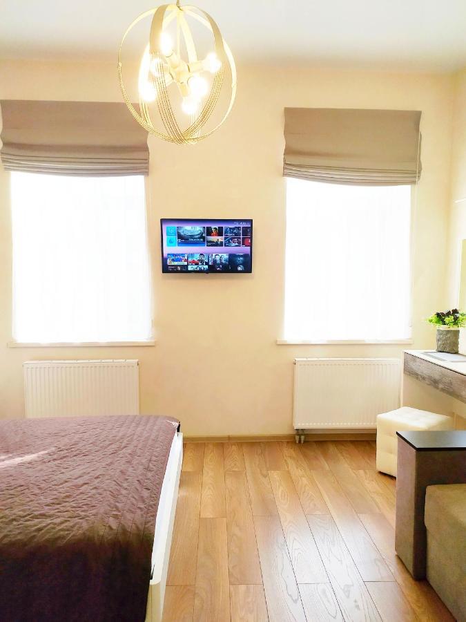 Apartament поруч ЖД та центру міста Львів Екстер'єр фото