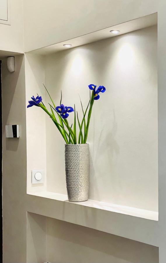 Apartament поруч ЖД та центру міста Львів Екстер'єр фото