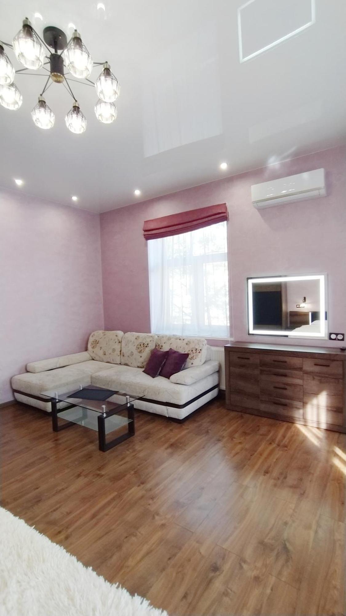Apartament поруч ЖД та центру міста Львів Номер фото