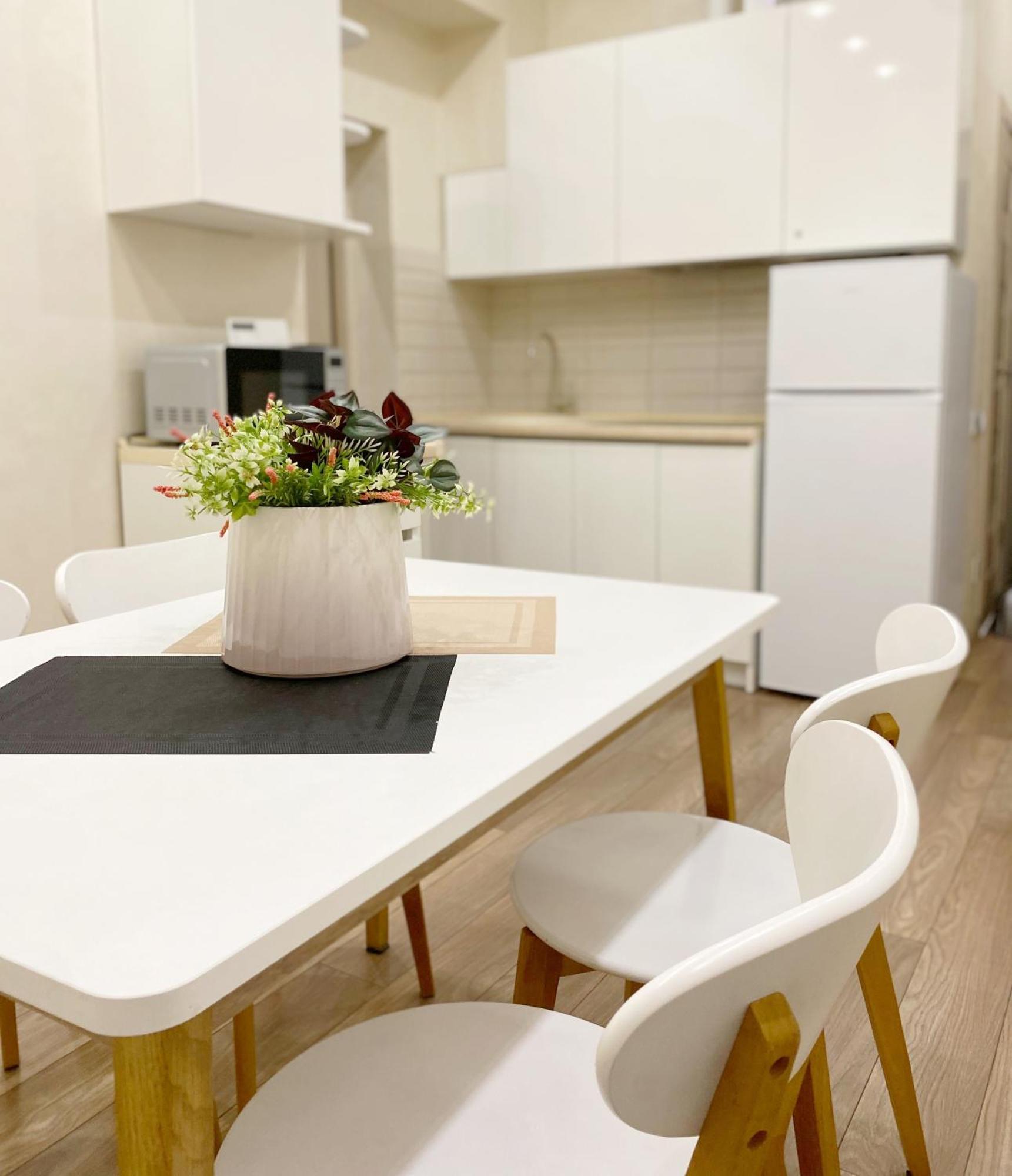 Apartament поруч ЖД та центру міста Львів Екстер'єр фото
